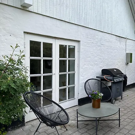 Charmerende Pa Landet Med Privat Skov *