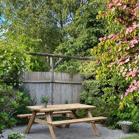 Charmerende Pa Landet Med Privat Skov *