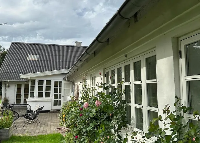 Charmerende Pa Landet Med Privat Skov Appartamento Bjergby